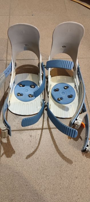 Wiązania snowboardowe dziecięce