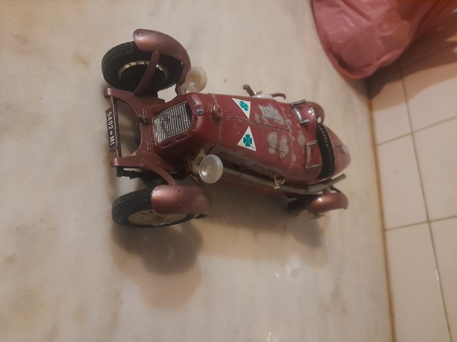 Miniatura Escala 1:18 Alfa Romeo 2300 Monza 1934