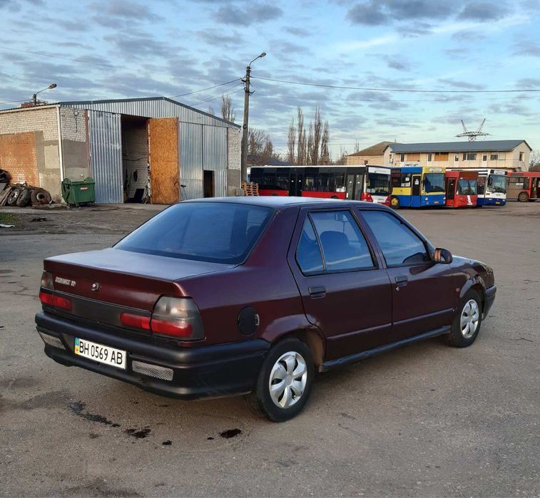 Renault 19 snamade