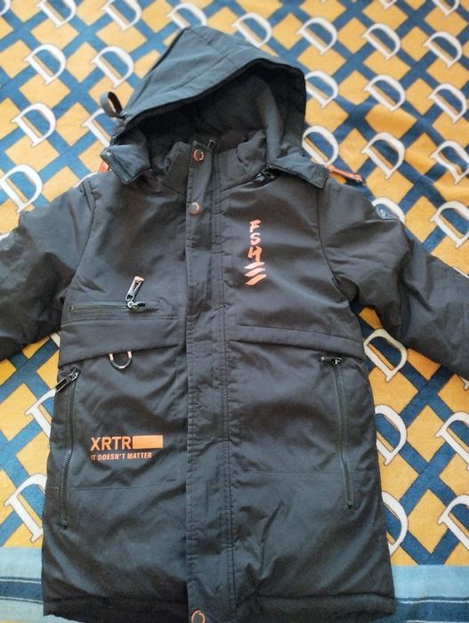 Зимова куртка на хлопчика