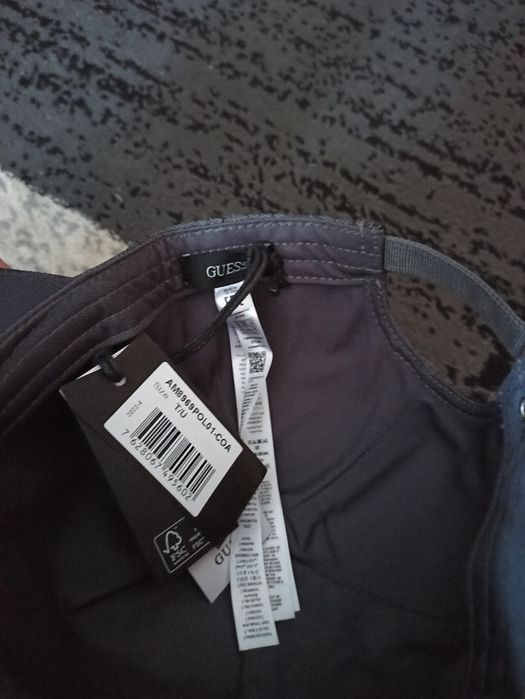 Продам кепку Hugo, Guess