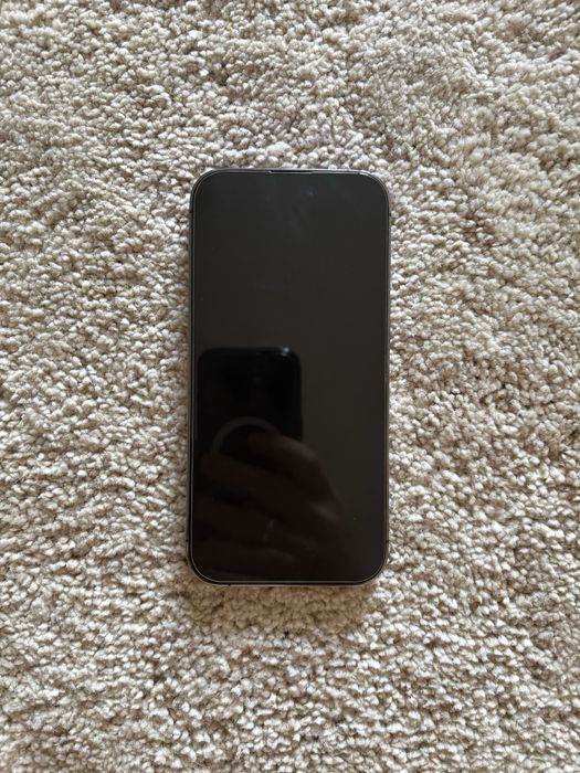 IPhone 14 pro roxo