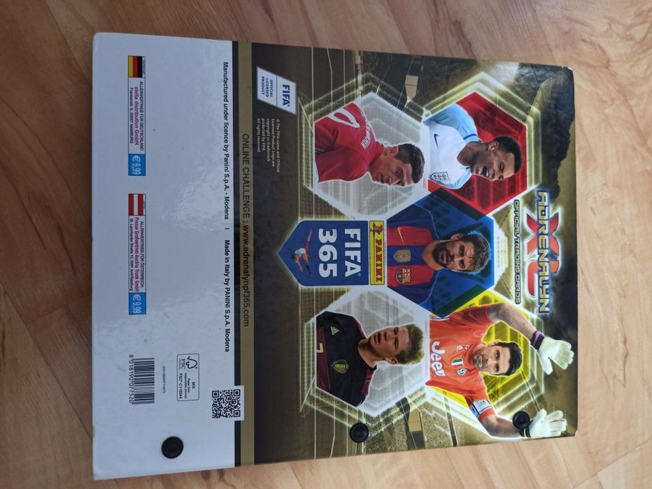 Album 2017 , karty piłkarskie Fifa 365