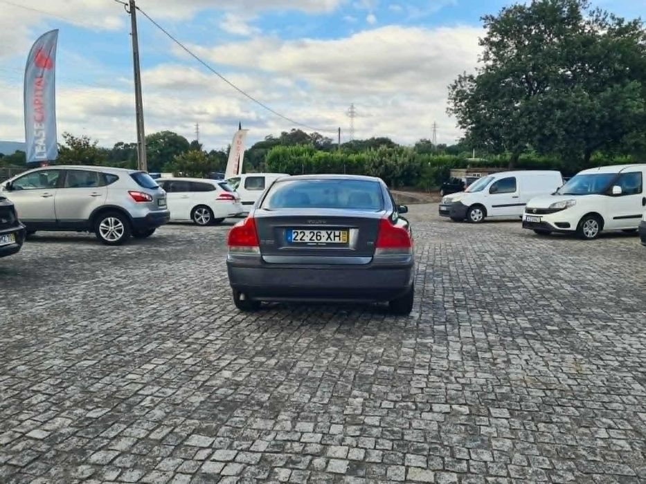 VOLVO S60 D5 NACIONAL
