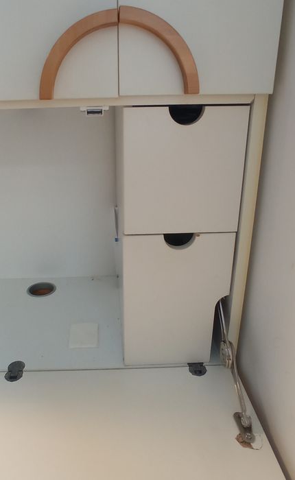 Escrivaninha Modelo Cyril, IKEA PS 2007