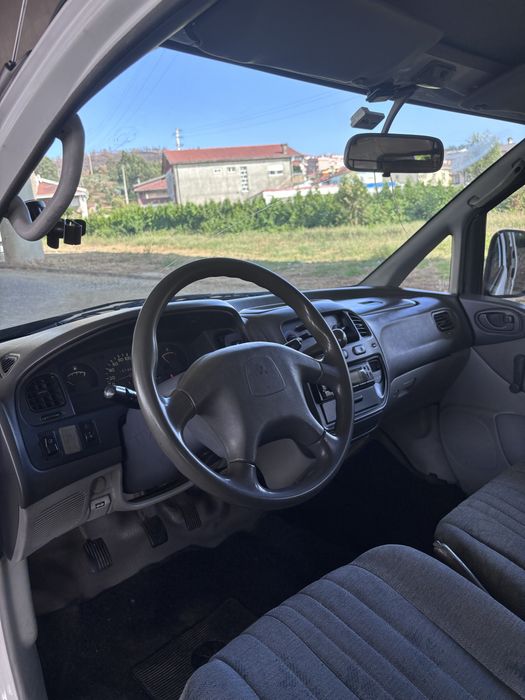 Vendo Mitsubishi L400