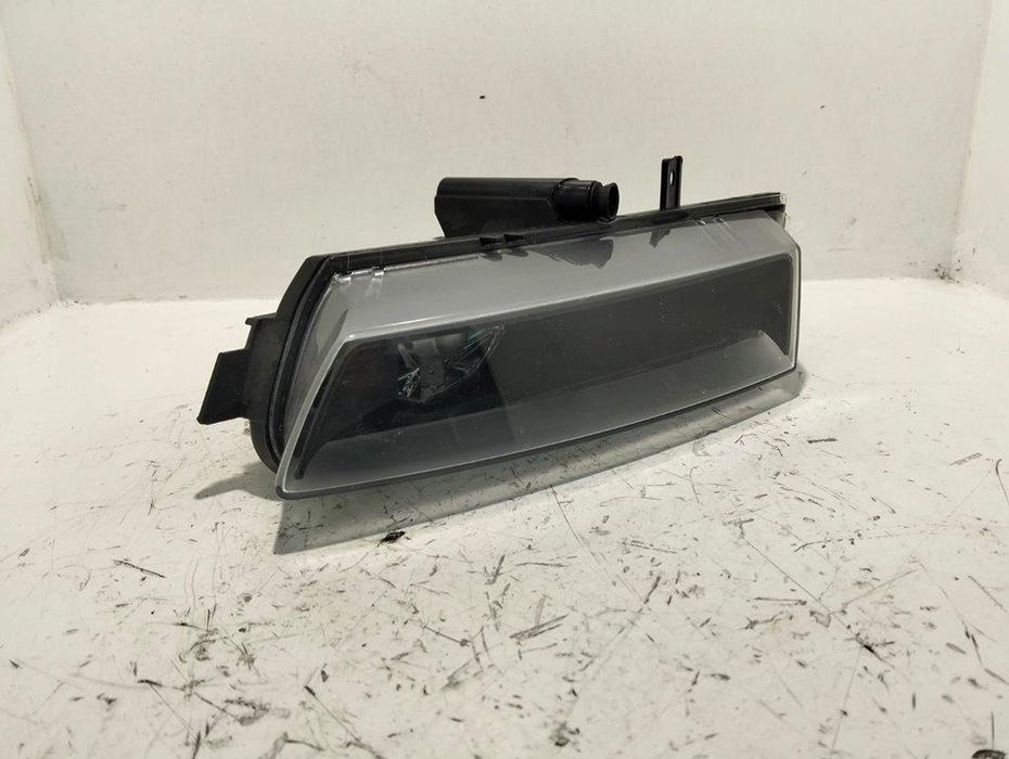 Farol De Nevoeiro Esquerdo Bmw Serie 1 Berlina E81E87