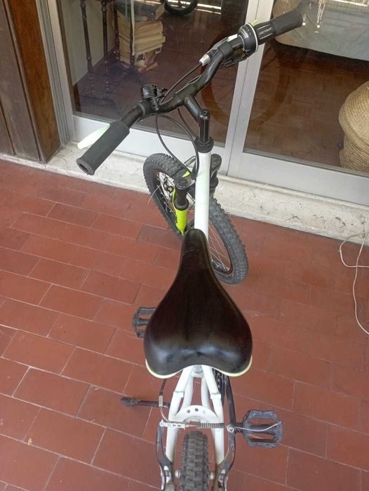 bicicleta infantil B'Twin Racing Boy 500 de 20 polegadas
