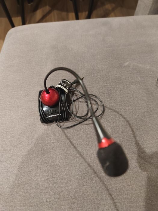 Mikrofon komputerowy