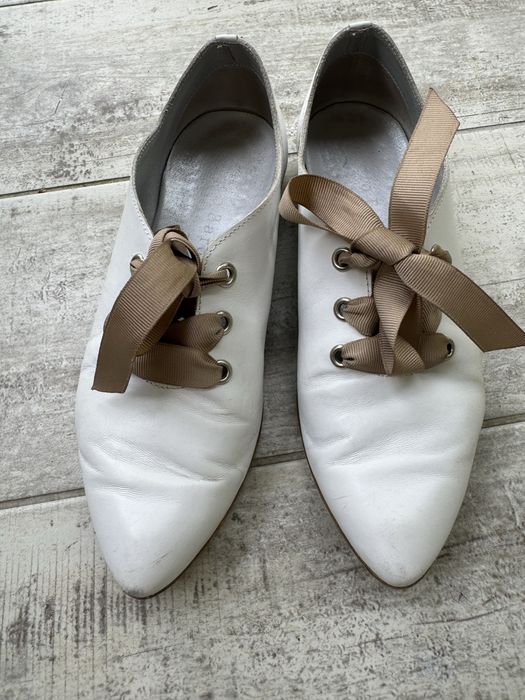 Buty skorzane Sergio Bardi biale 36