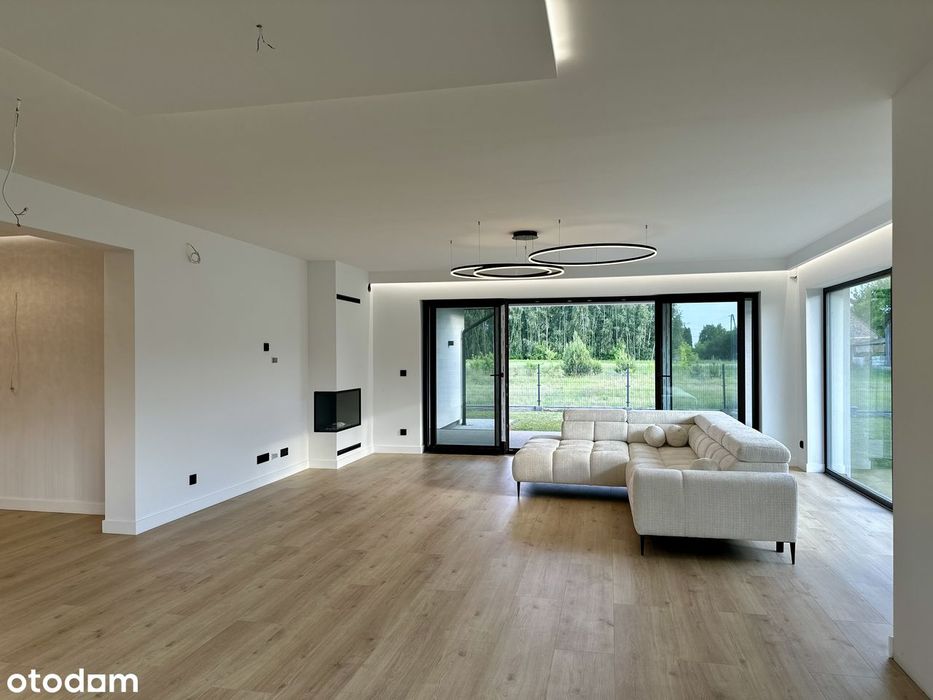 Nowy dom parterowy 180m2