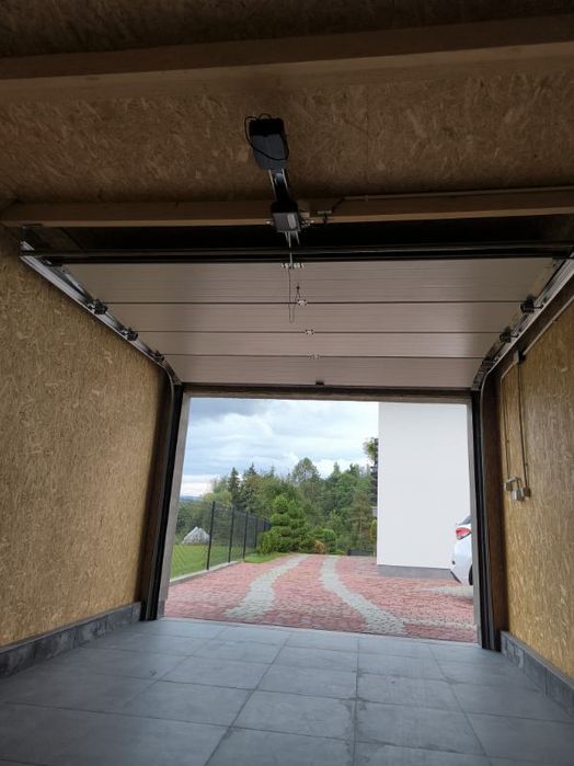 Brama garażowa segmentowa antracyt brązowa lub biała 2500x2500