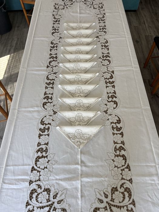 Toalha de mesa vintage puro linho com bordado manual 330x177