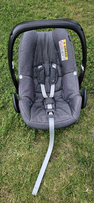 Fotelik Maxi - cosi Pebble Plus szary 0-12kg z daszkiem szary nosidełk