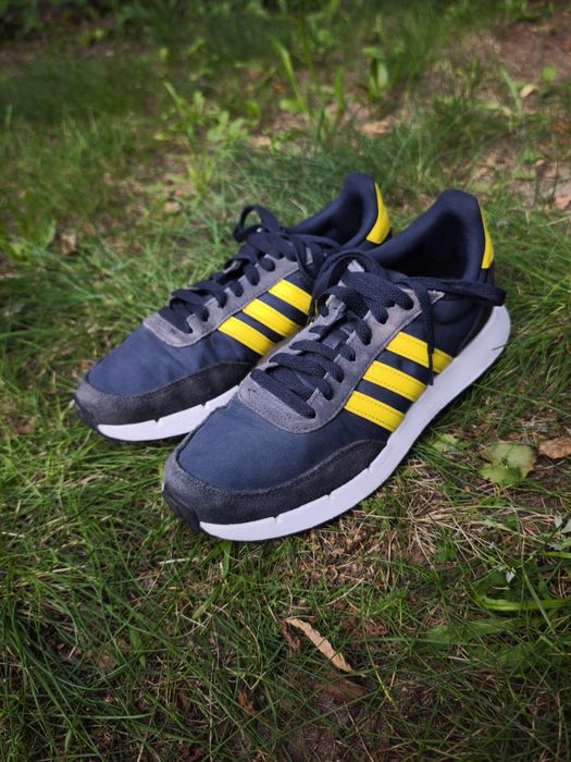 Stylowe buty Adidas