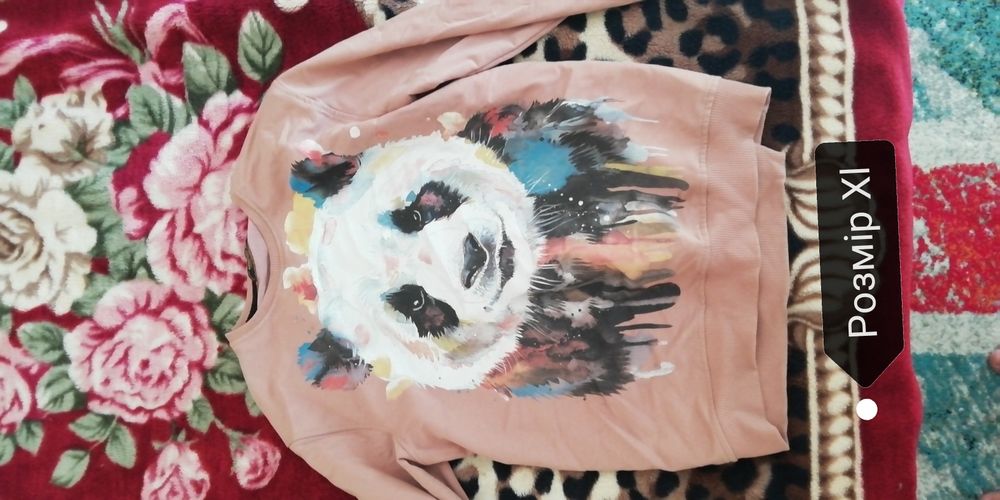 Кофта розмір Xl з принтом