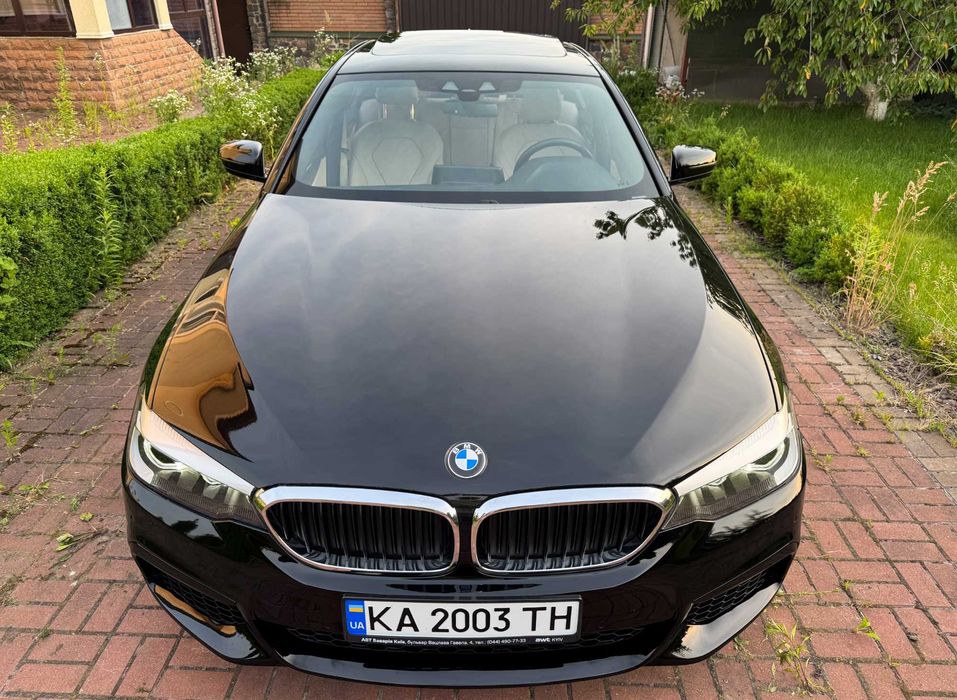 BMW 5 Series 2019 VIN WBAJA5C54KWW29974 фото оголошення 4 з 24