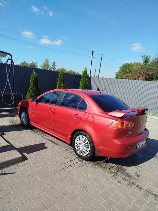 Мітсубісі лансер 10