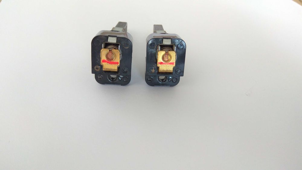 Угольные щетки +щеткодержатели пылесос Samsung 1600 W