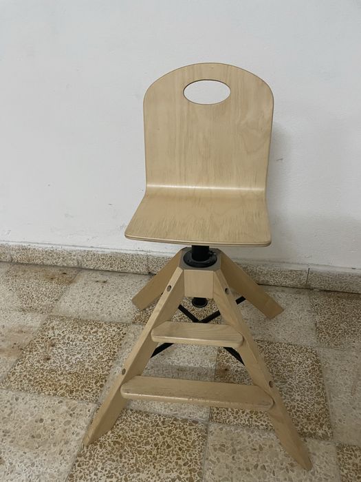 Cadeira junior de madeira ikea