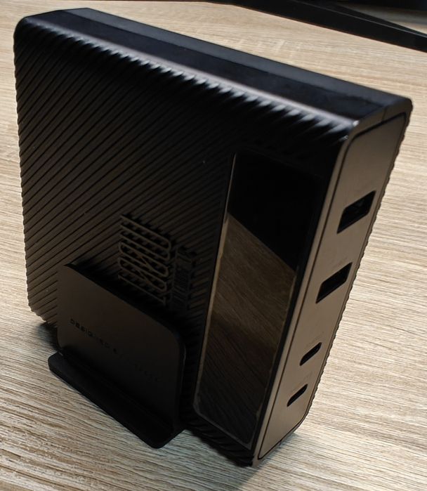 Mcdodo QCS Stacja ładowania GaN 100W USB ładowarka