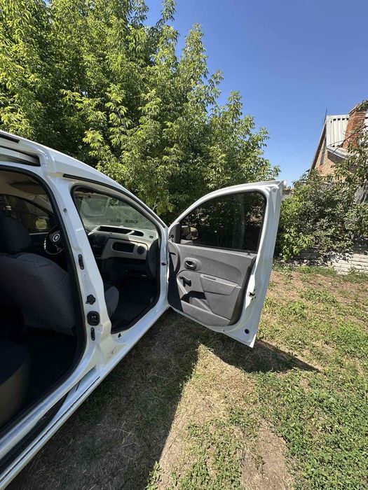 Продам Renault Dokker