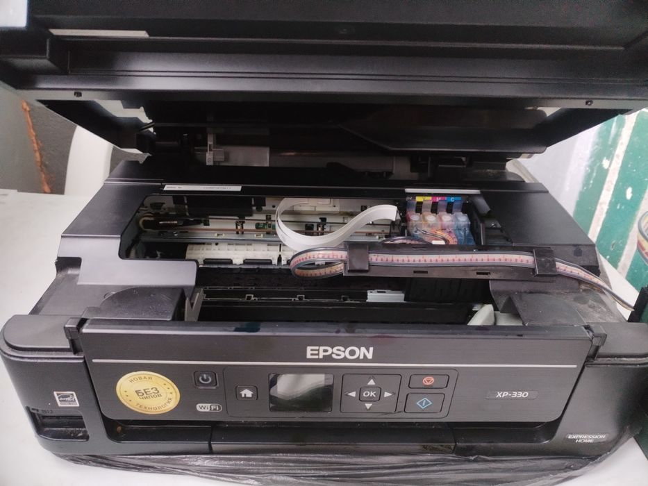 Epson XР330 3-в-1 (принтер, сканер, копір)