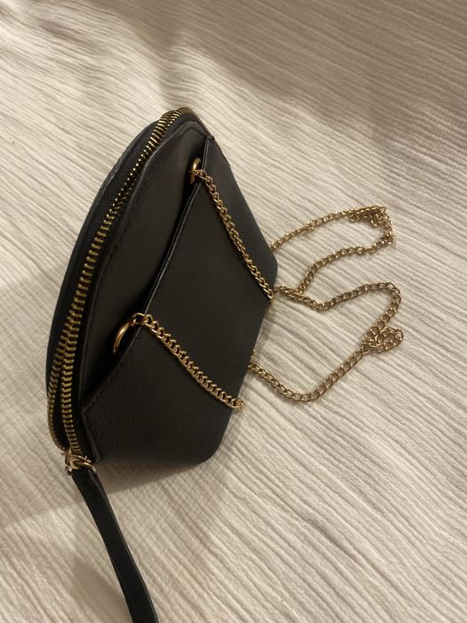 Mala/carteiraPreta Bershka