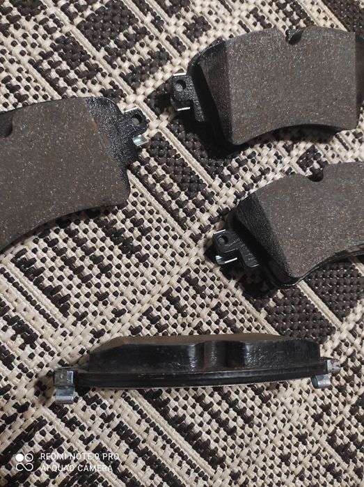 Гальмівні колодки AUDI