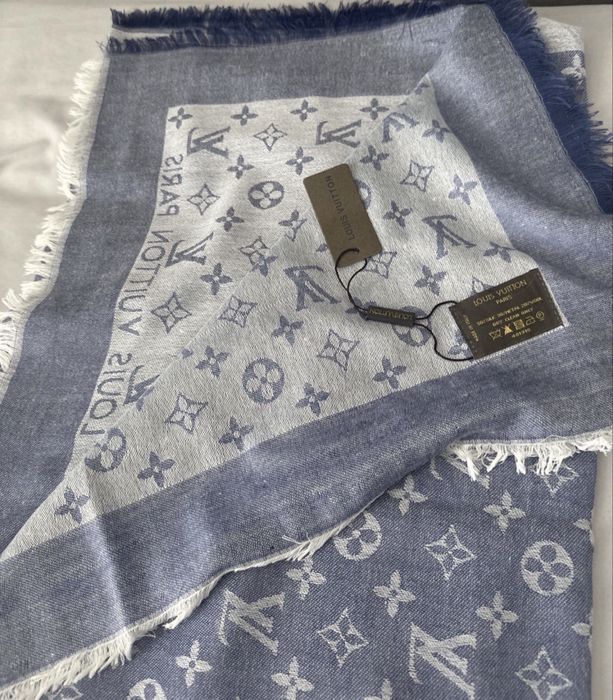 Szal chusta LV nowa Louis Vuitton 140x 145 cm apaszka