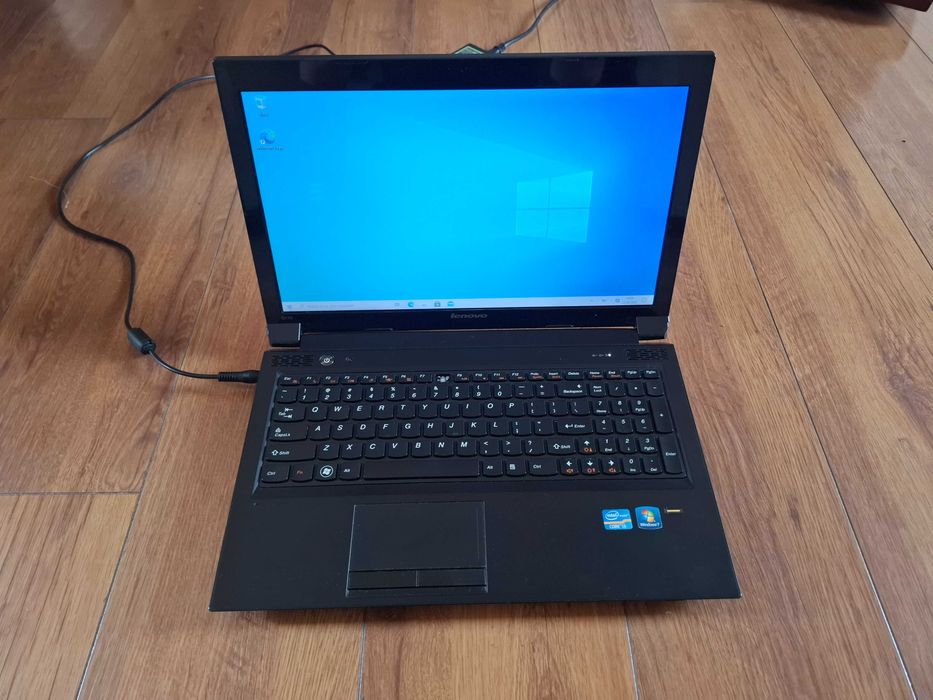 Laptop Lenovo B570 (Model 20093)