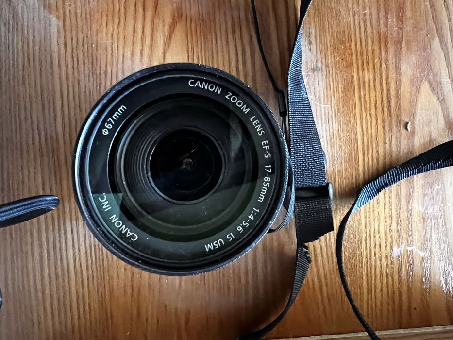 Objetiva Canon EF-S 17-85mm f/4-5.6 IS USM – usada