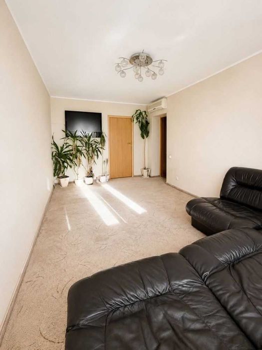 Продам 3к.квартиру 69 м²  О.Поля (верх Кирова)!Славутич!Безнал!