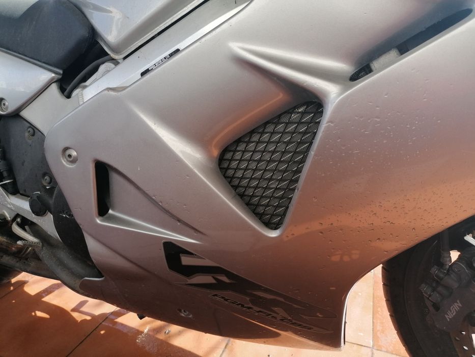 Vendo VFR 809FI 1998