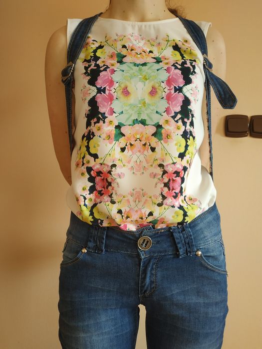 Jeansowe ogrodniczki