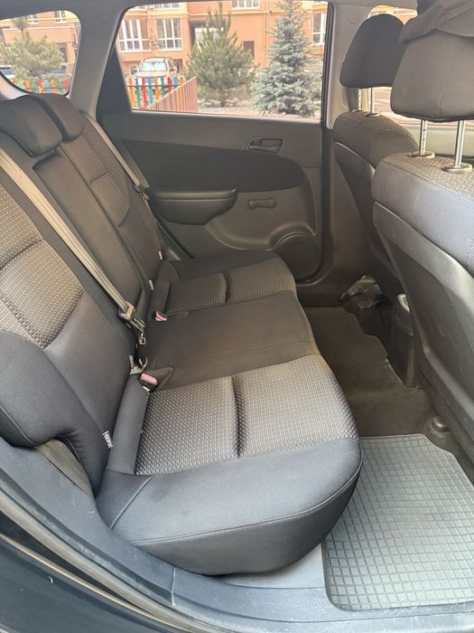 Hyundai i30, 1.6 дизель