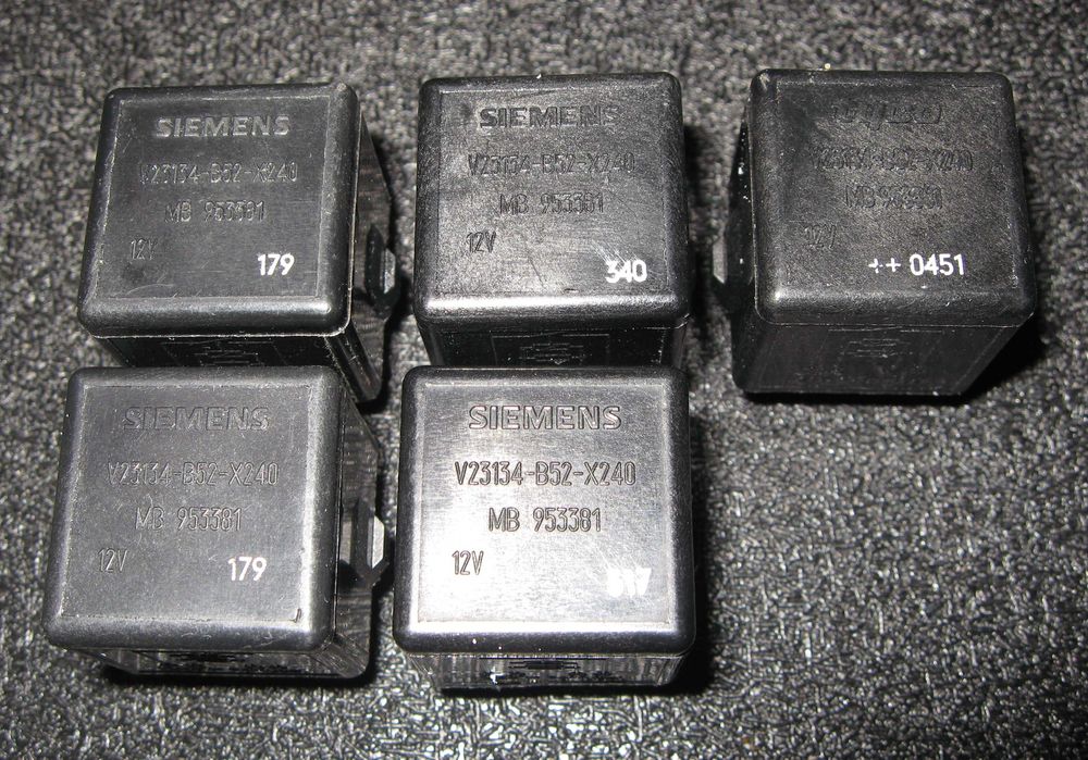 Przekaźnik MB953381