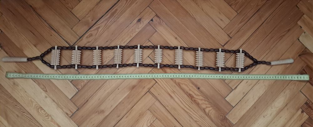 Массажёр деревянный