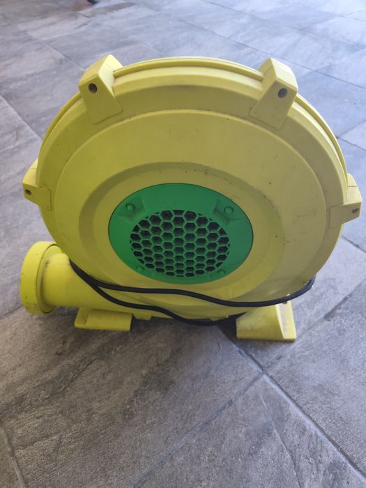 Motor insuflável