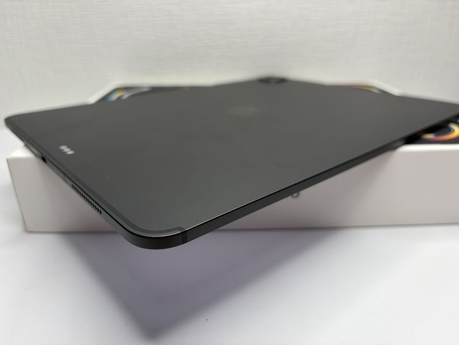 Apple iPad Pro 13 M5 (2025) 12/256GB Wi-Fi + Cellular Space Black open box