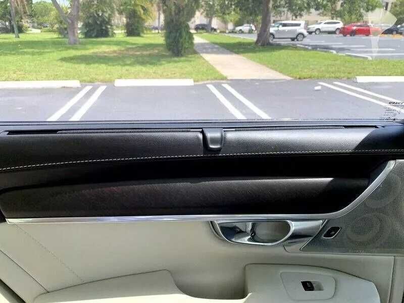 2017 Volvo V90 T6 AWD