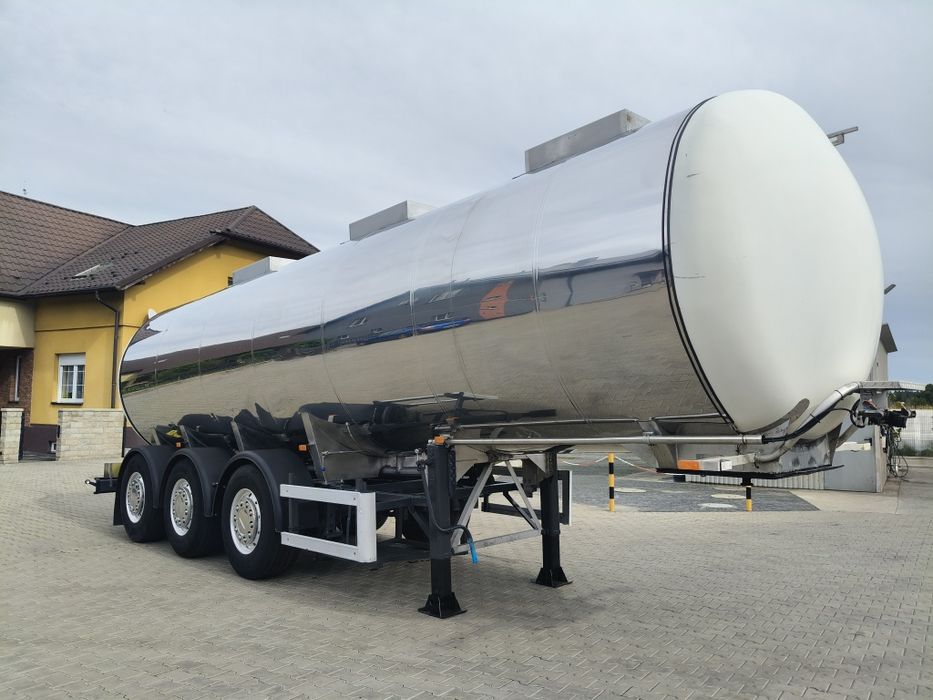 Cysterna spozywcza schrader lekka