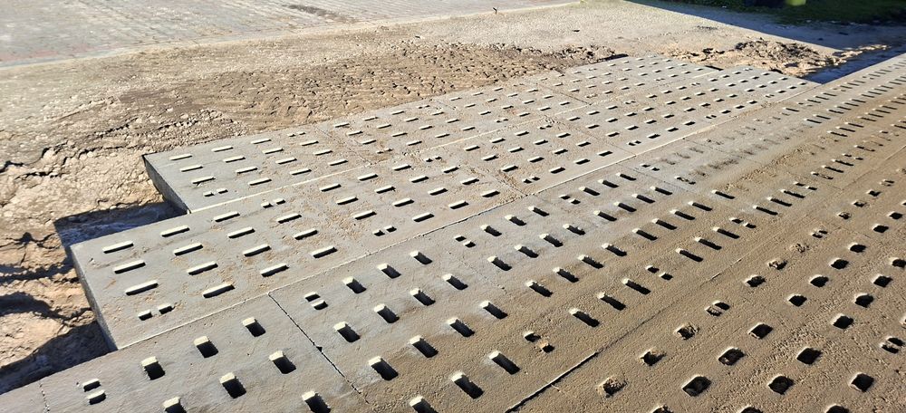 Ukladanie plyt jumbo, plyt drogowych