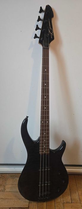 Gitara basowa Peavey Millennium BXP