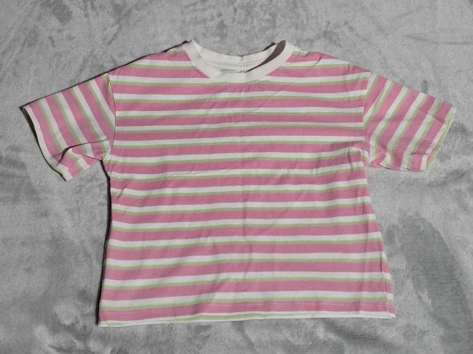 Koszulka dla dziewczynki.