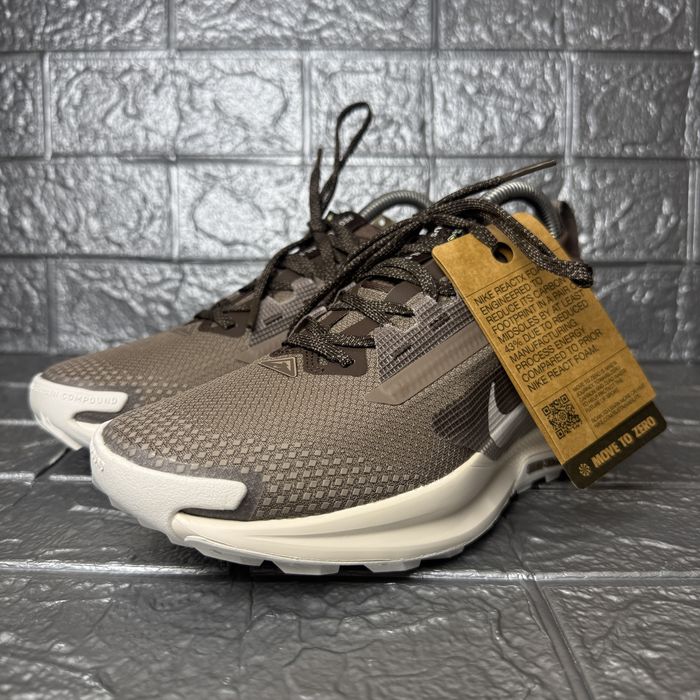 Жіночі кросівки Nike Pegasus Trail 5 Gore-Tex Mink Brown HQ7494-200
