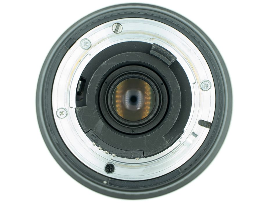 Obiektyw Nikon AF Nikkor 18-35 mm f/3.5-4.5 D ED pod Nikon F