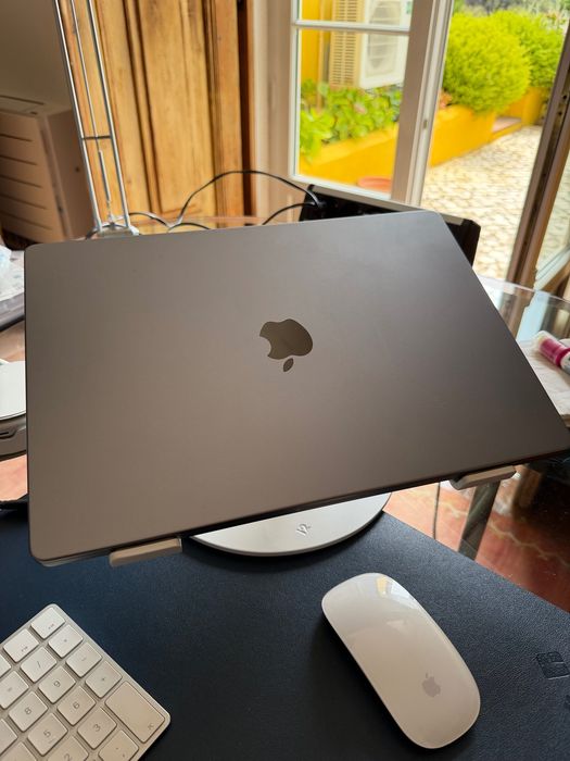 MacBook Pro 16” 2021 | M1 Max | 32GB | 1TB | 32-core GPU