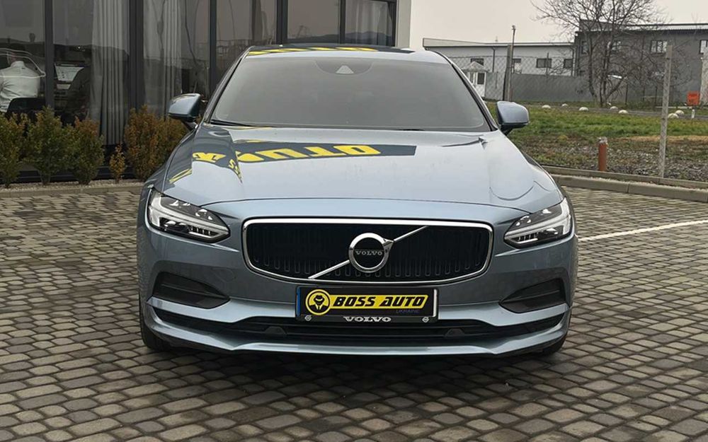 Volvo  S90  2017