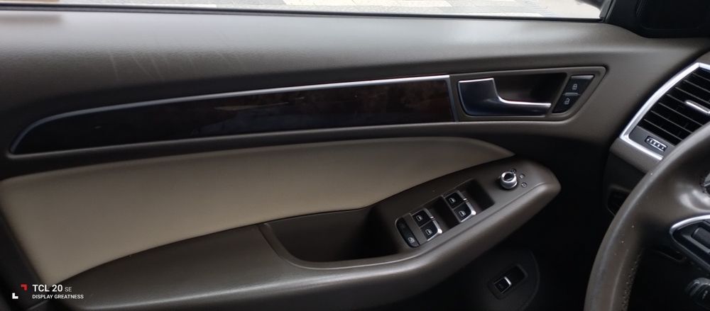 Продам Audi Q5 2015